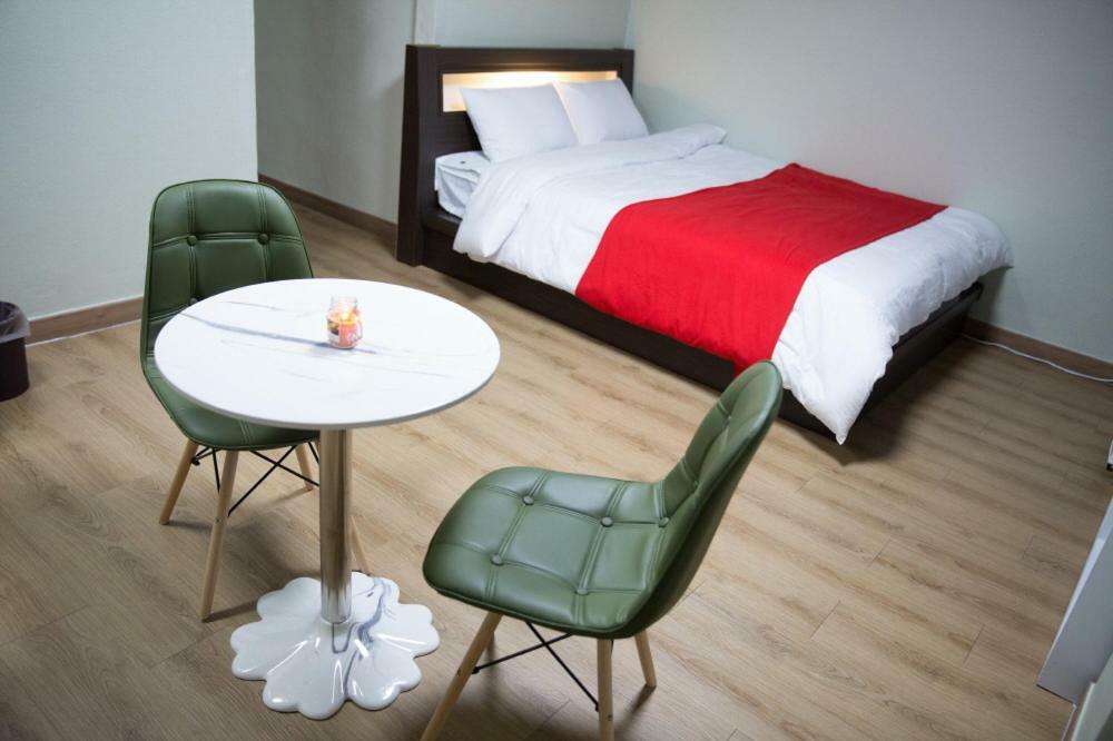 Hotel Castle Suncheon Extérieur photo
