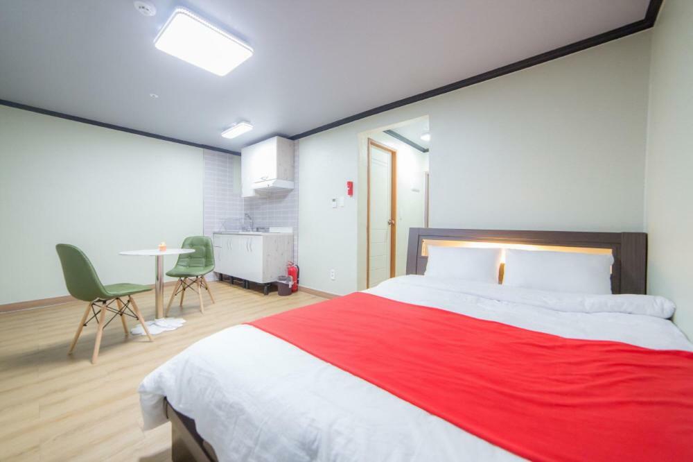 Hotel Castle Suncheon Extérieur photo